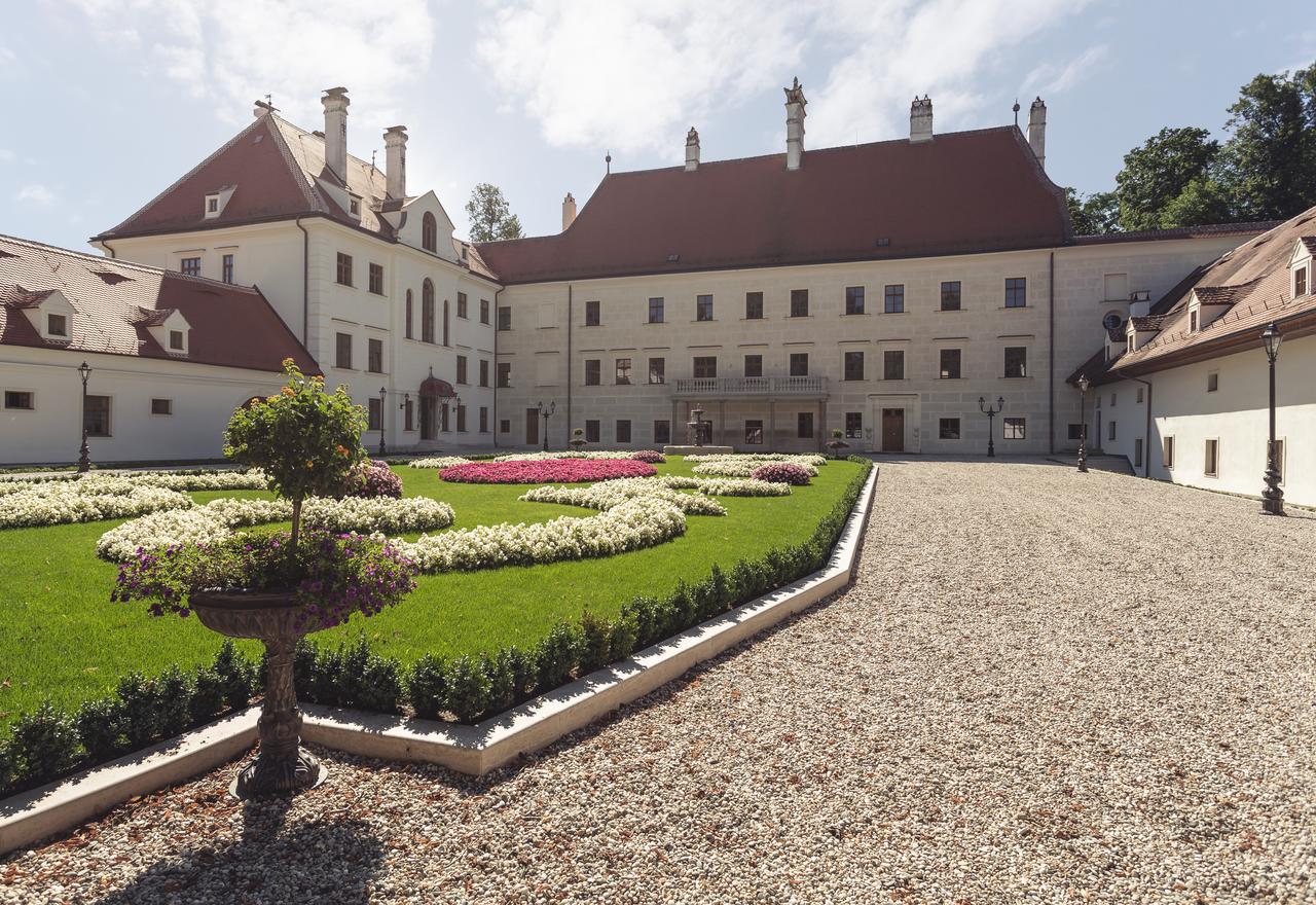 Schloss Thalheim Sankt Poelten Exteriér fotografie